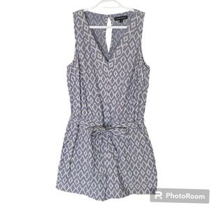 Banana Republic Diamond Print Romper, Size 6